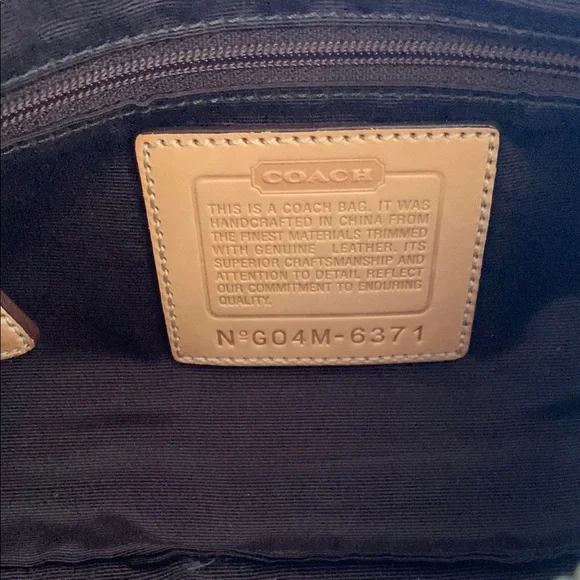 Coach Signature Model 6371 y2k Shoulder Bag - Picture 2 of 8
